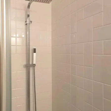 Spacious And Renovated 3b Apt. Center And Fuengirola